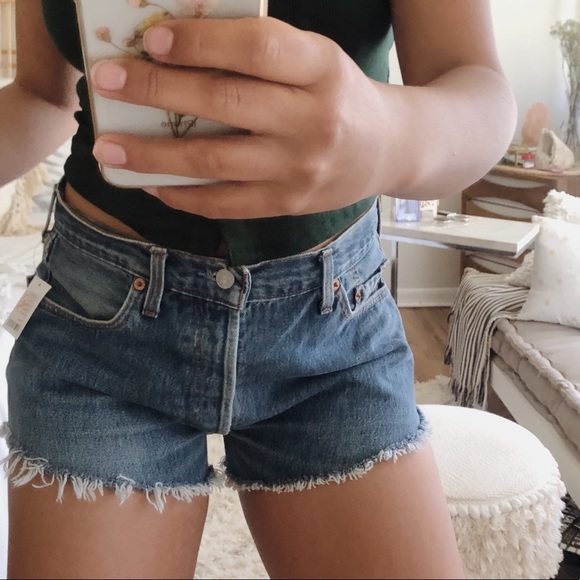 Levi's Pants - Levi cut off shorts